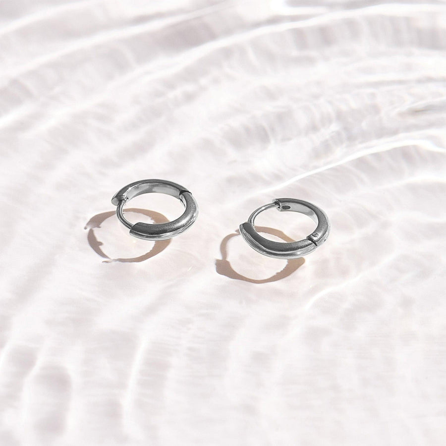 Smooth Curve Hoop Earrings - EVRYJEWELS