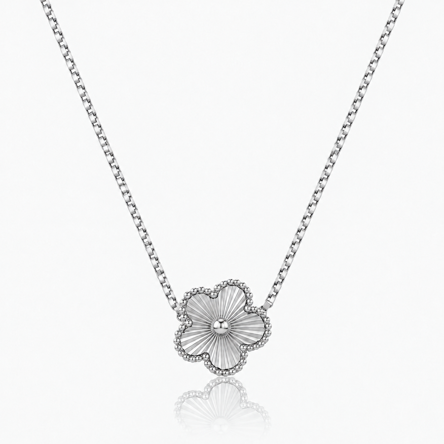 Lucky Bloom Necklace - EVRYJEWELS