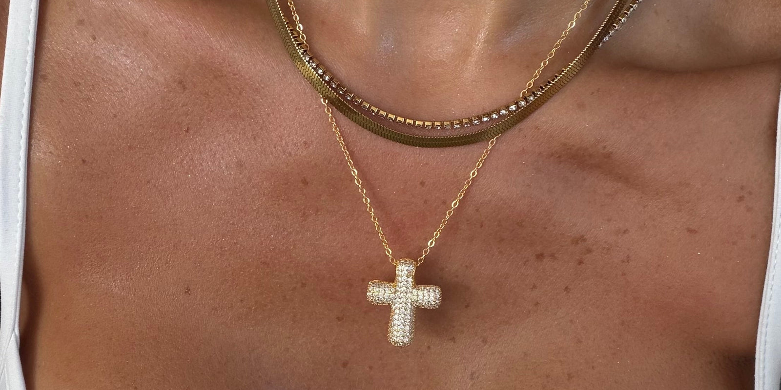 Gold Necklaces Explained: Types, Styles & Buying Tips