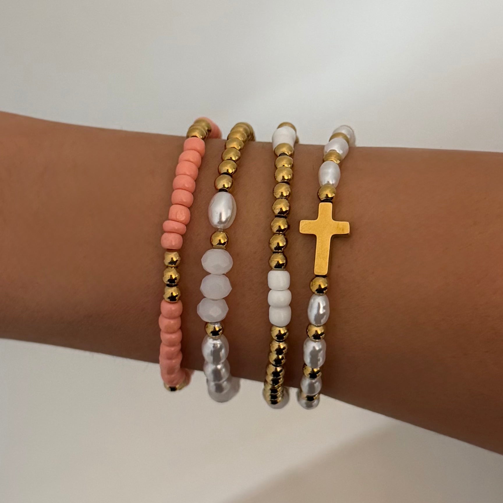 How to Layer Bracelets: A Simple Stack Guide
