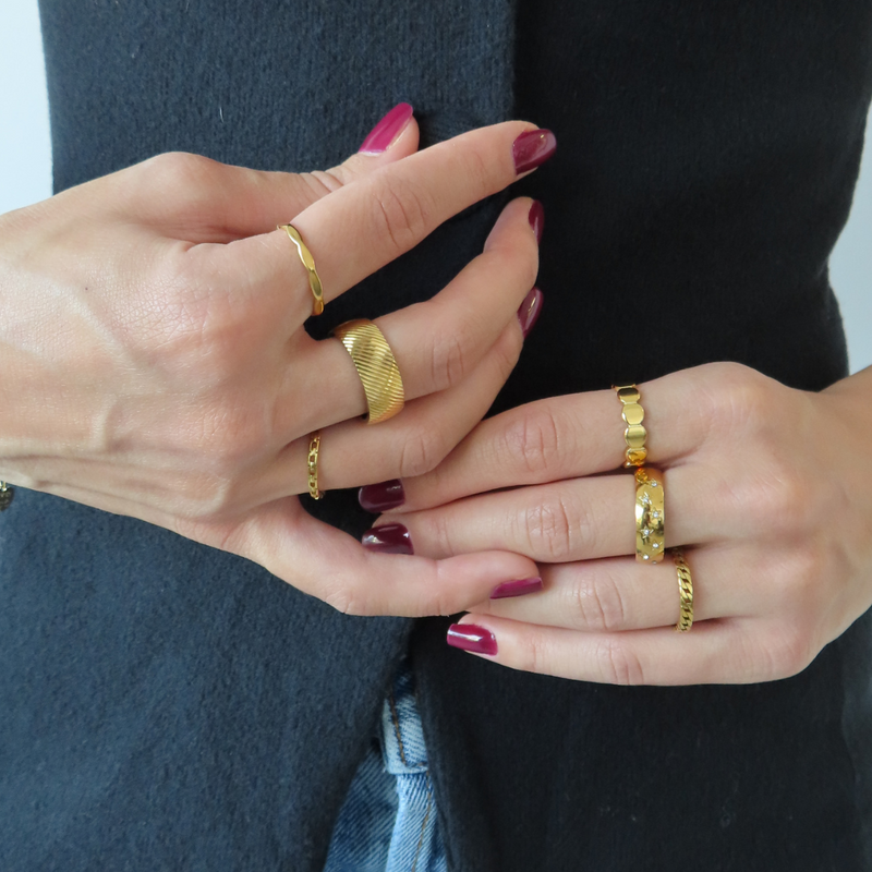Stackable Rings: The Trend That's Here to Stay – EVRYJEWELS