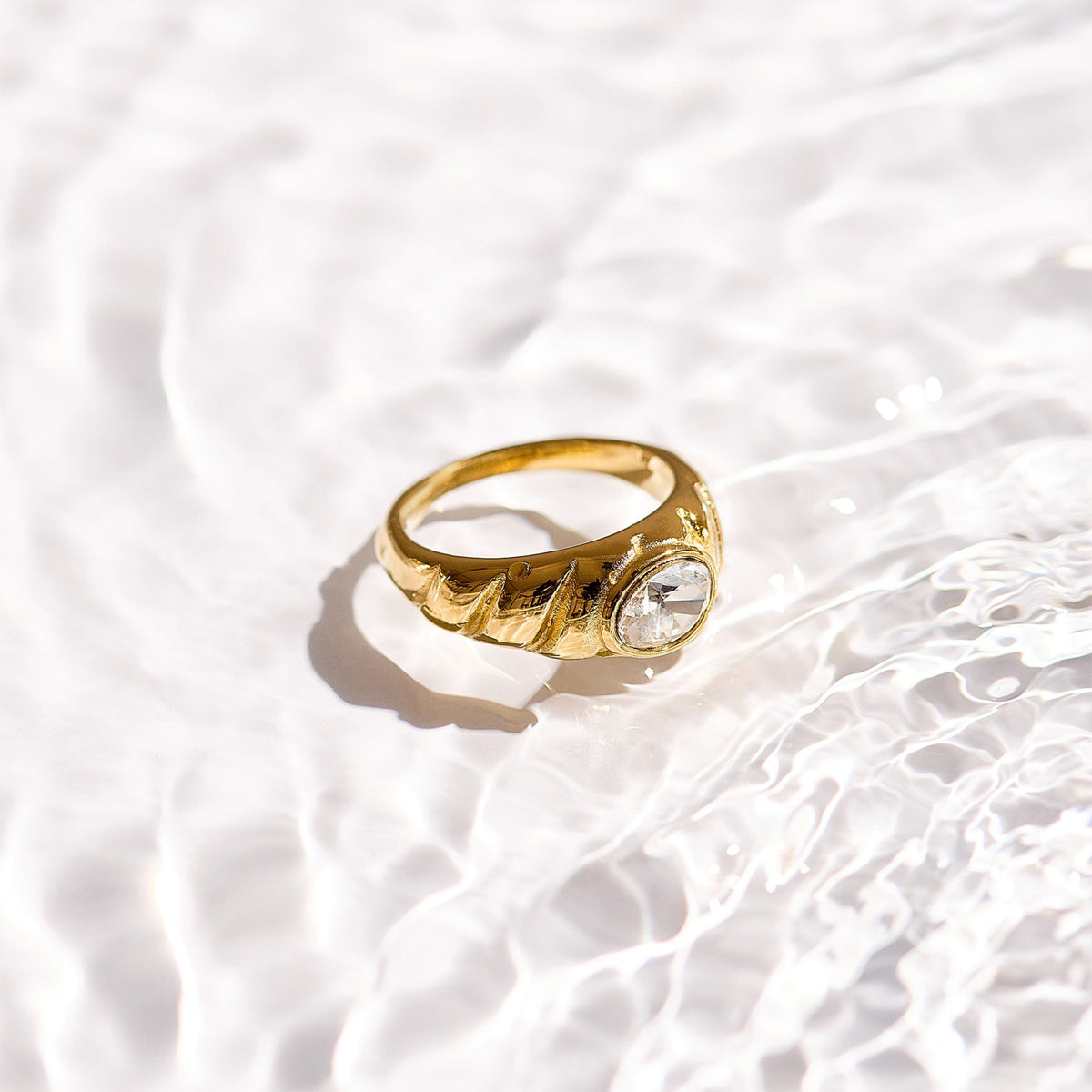 Oval Stone Dome Ring - EVRYJEWELS