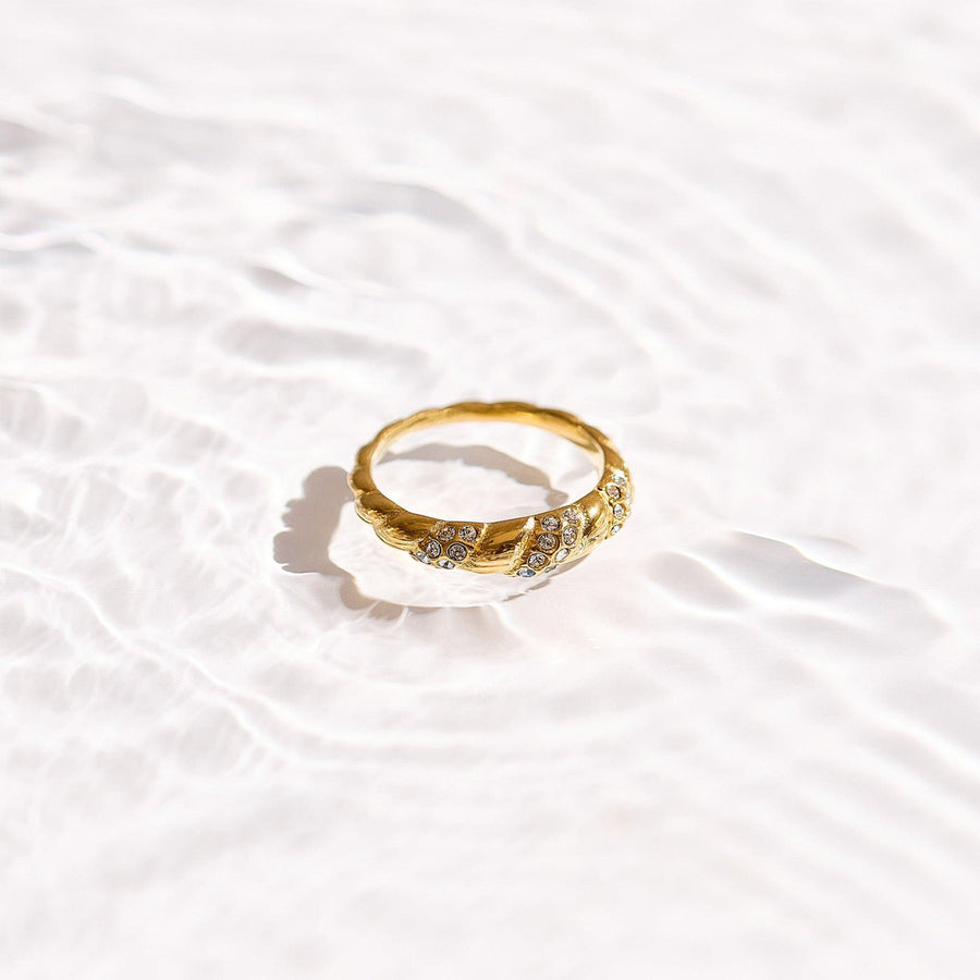 Crystal Twist Dome Ring - EVRYJEWELS