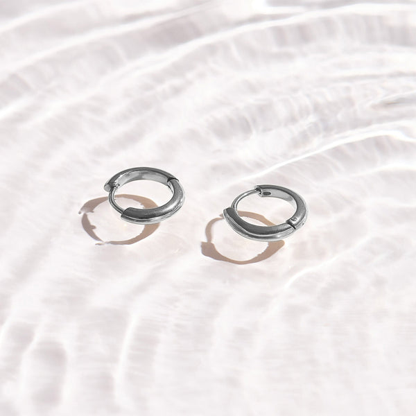 Smooth Curve Hoop Earrings - EVRYJEWELS