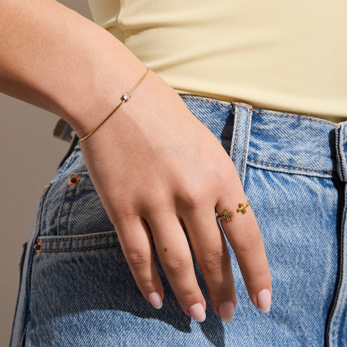 Dainty Crystal Charm Bracelet - EVRYJEWELS