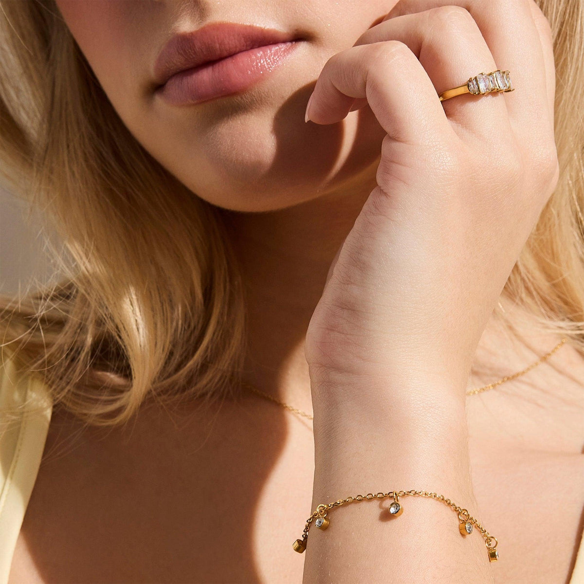 Dainty Crystal Drop Bracelet - EVRYJEWELS