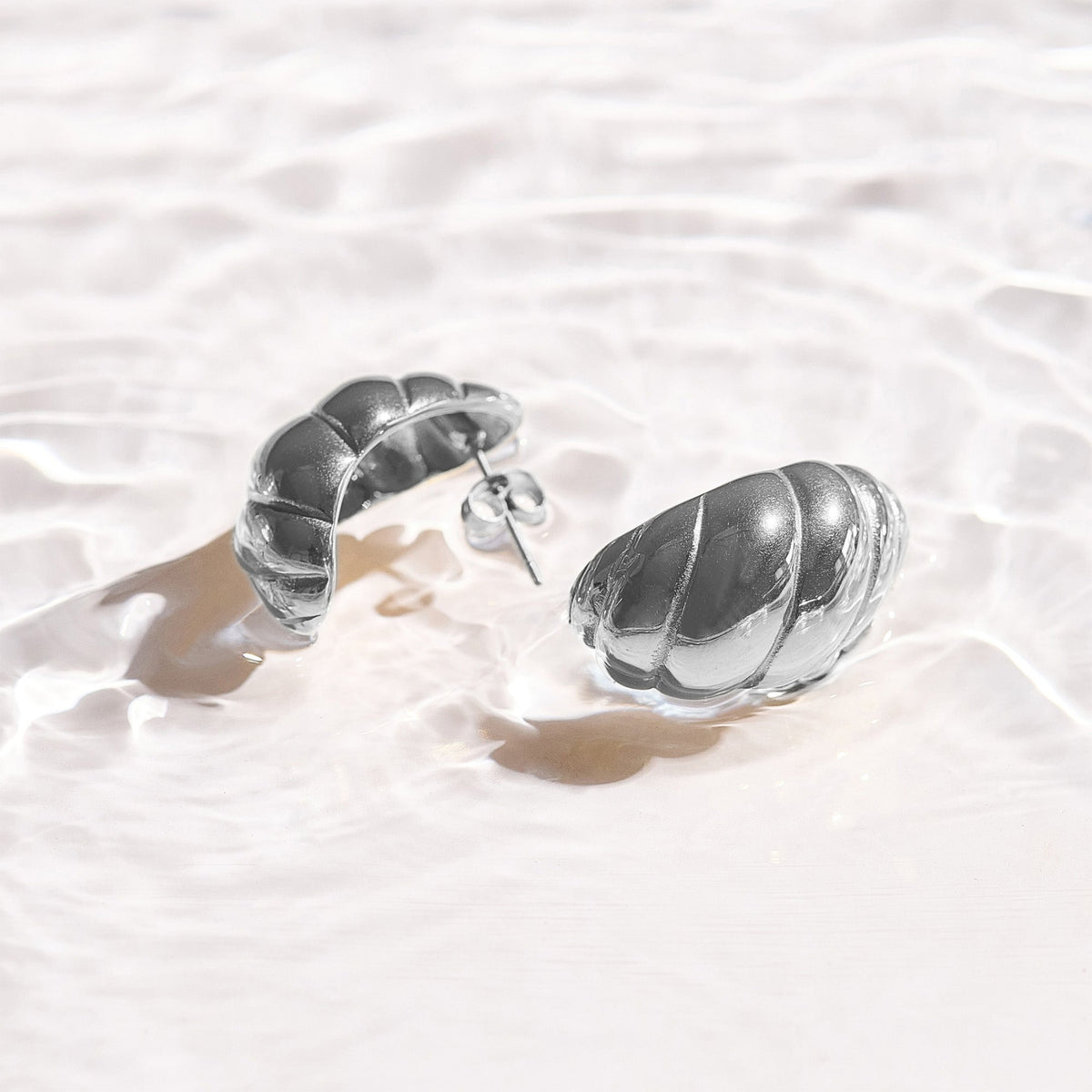 Twist Shell Dome Earrings - EVRYJEWELS