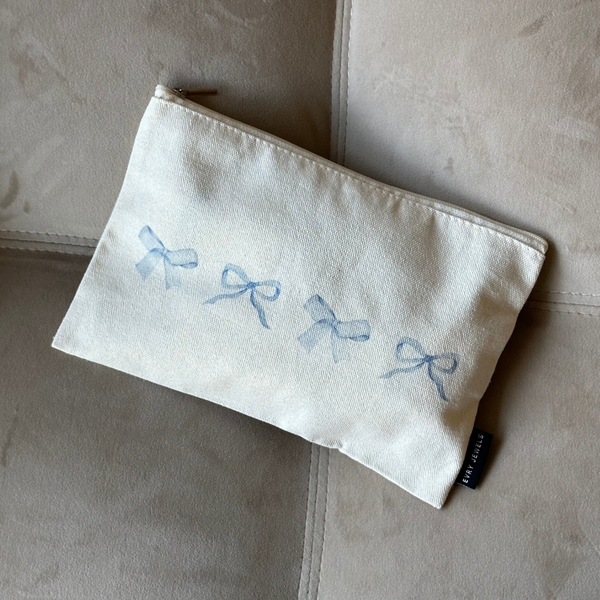 Take A Bow Toiletry Bag