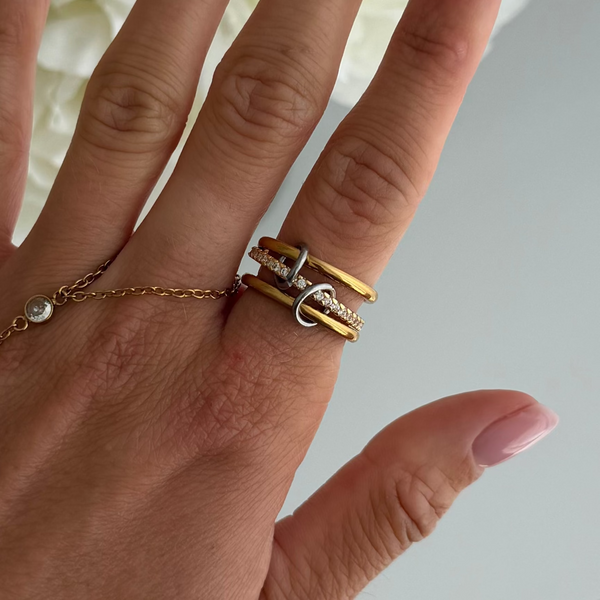 Opposites Attract Ring - EVRYJEWELS