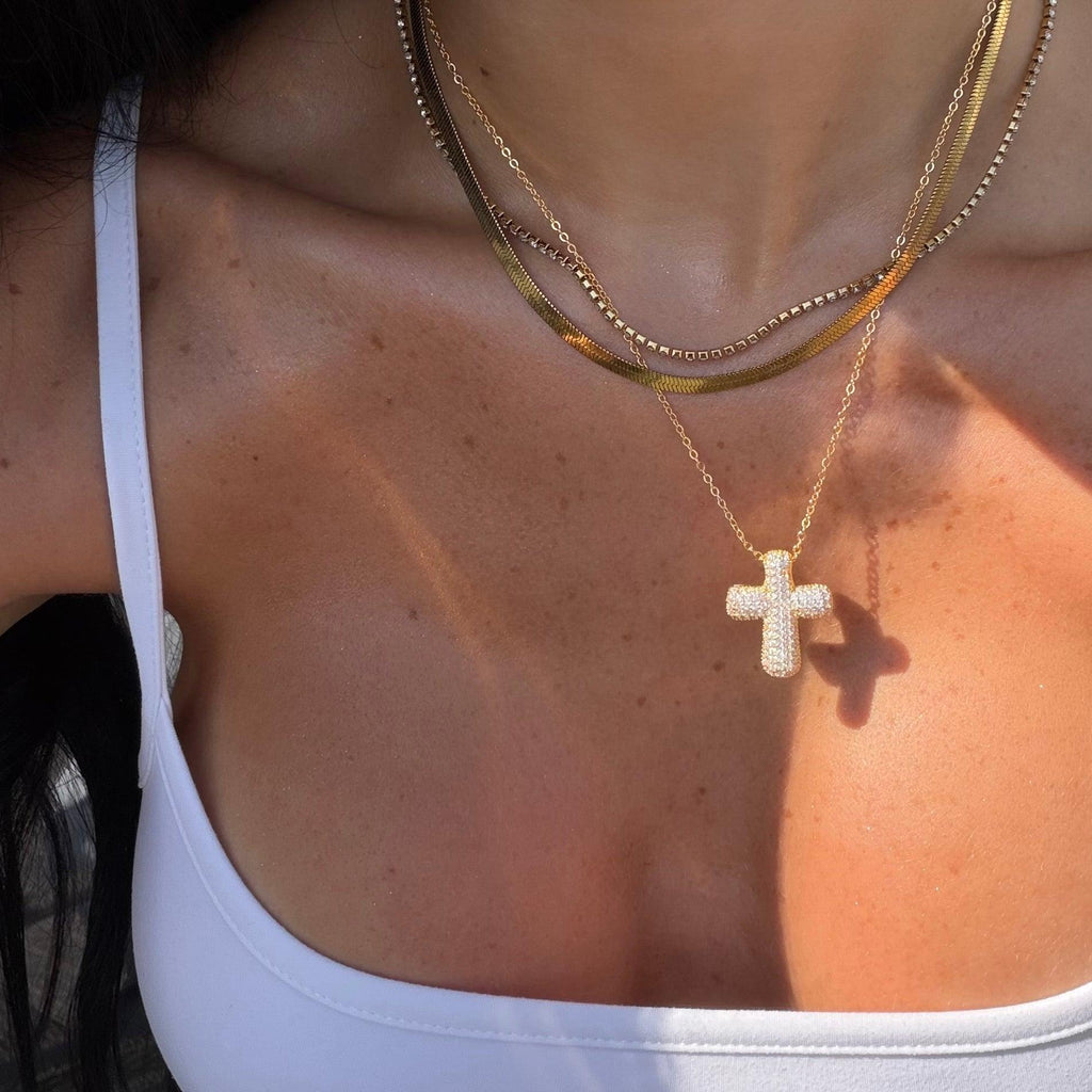 Forever Blessed Cross Necklace - EVRYJEWELS