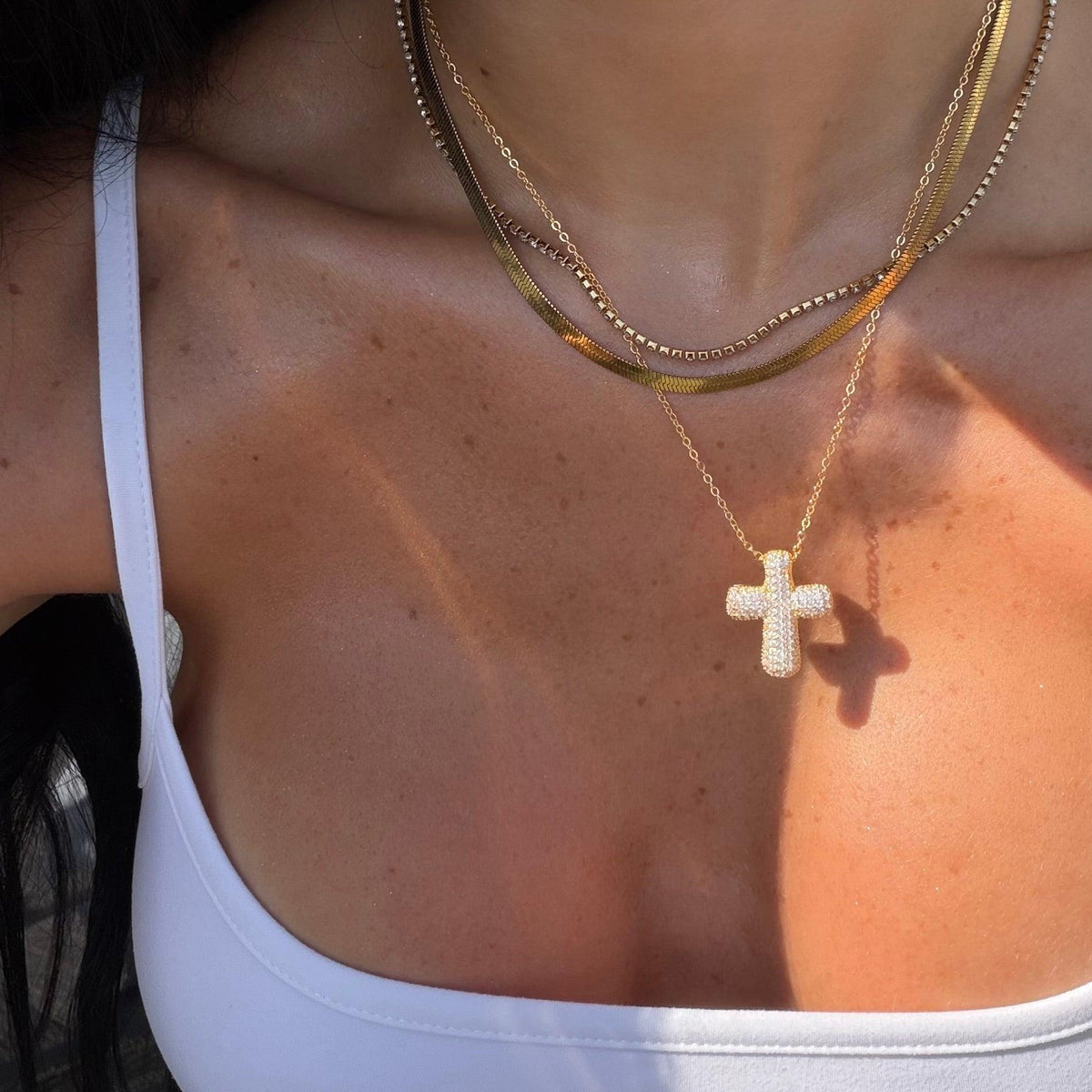 Forever Blessed Cross Necklace - EVRYJEWELS