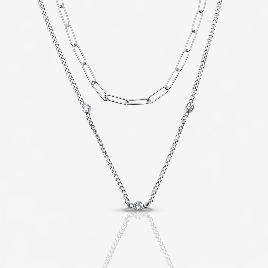Collier Aveline