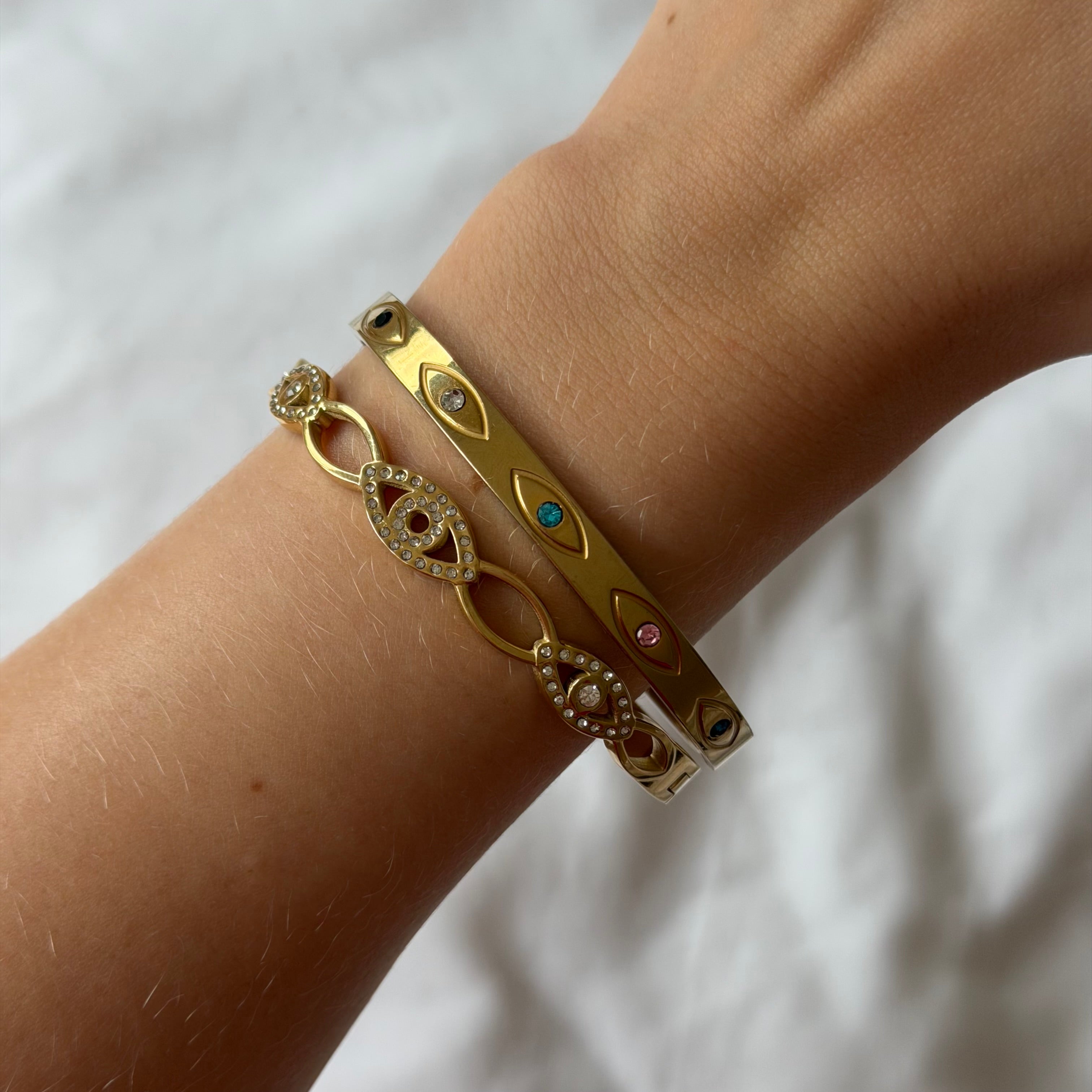 Golden Link Bangle - EVRYJEWELS