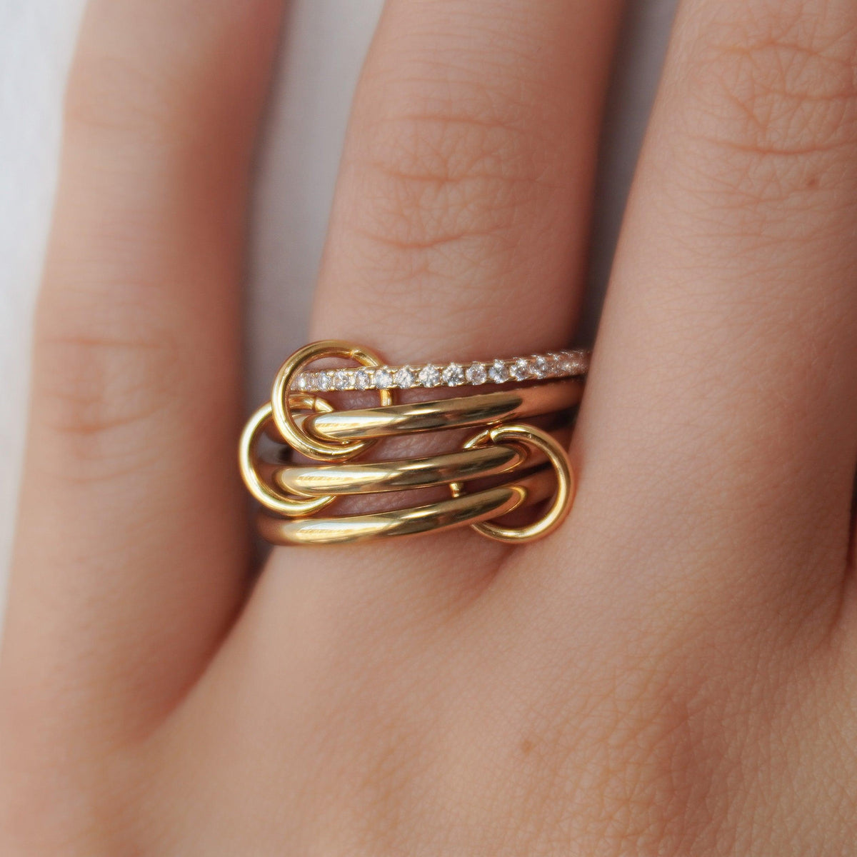 Linked Large Rings Linked Together Ring – EVRYJEWELS
