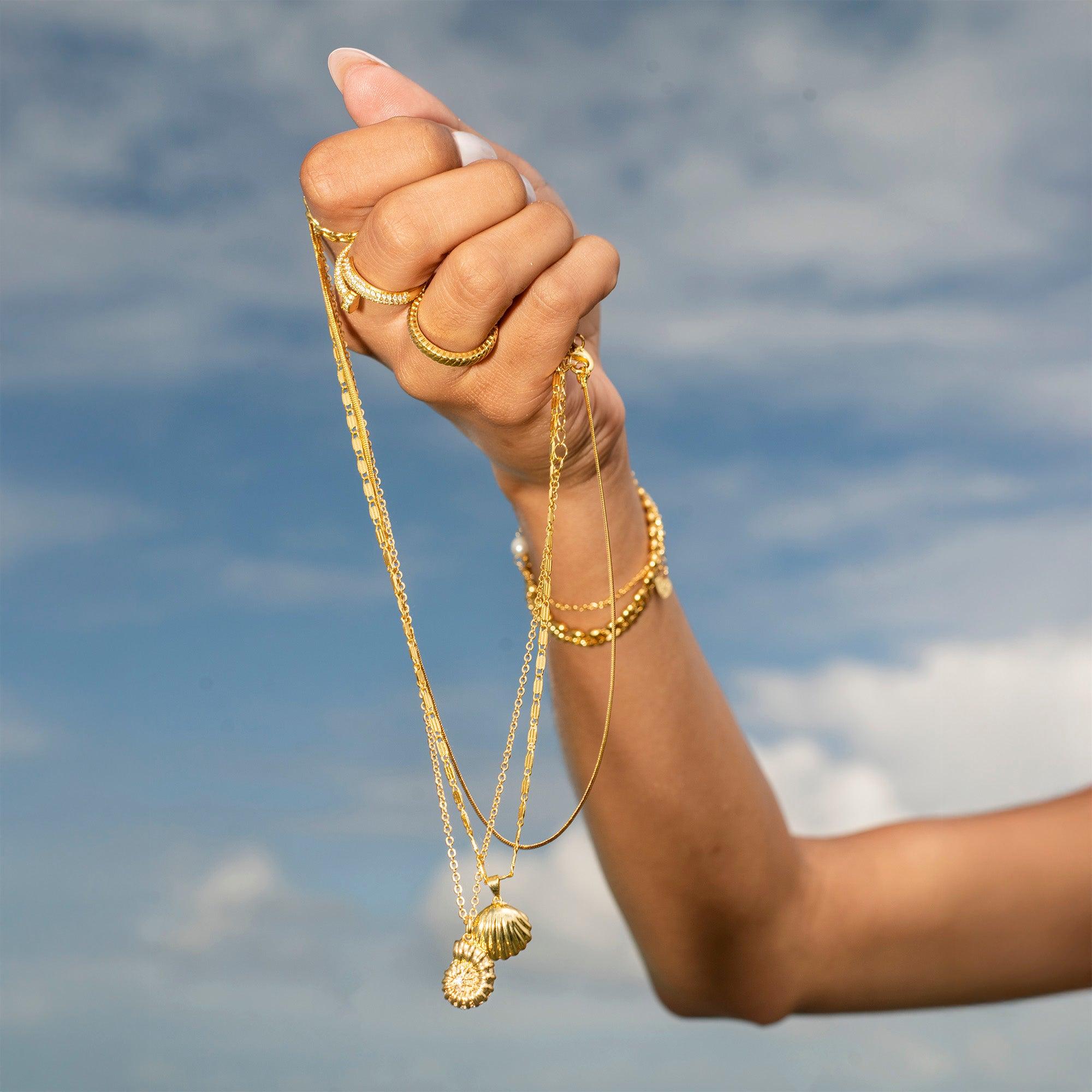 Ocean's Secret Necklace - EVRYJEWELS