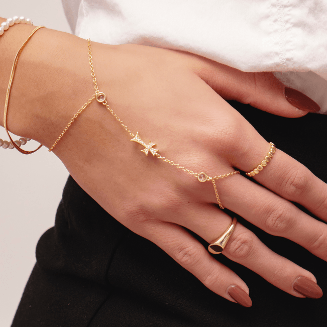 Double Cross Me Hand Chain - EVRYJEWELS