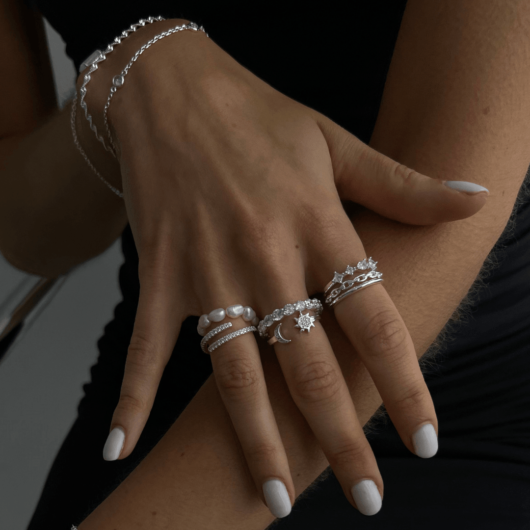 Dusk to Dawn Ring - EVRYJEWELS