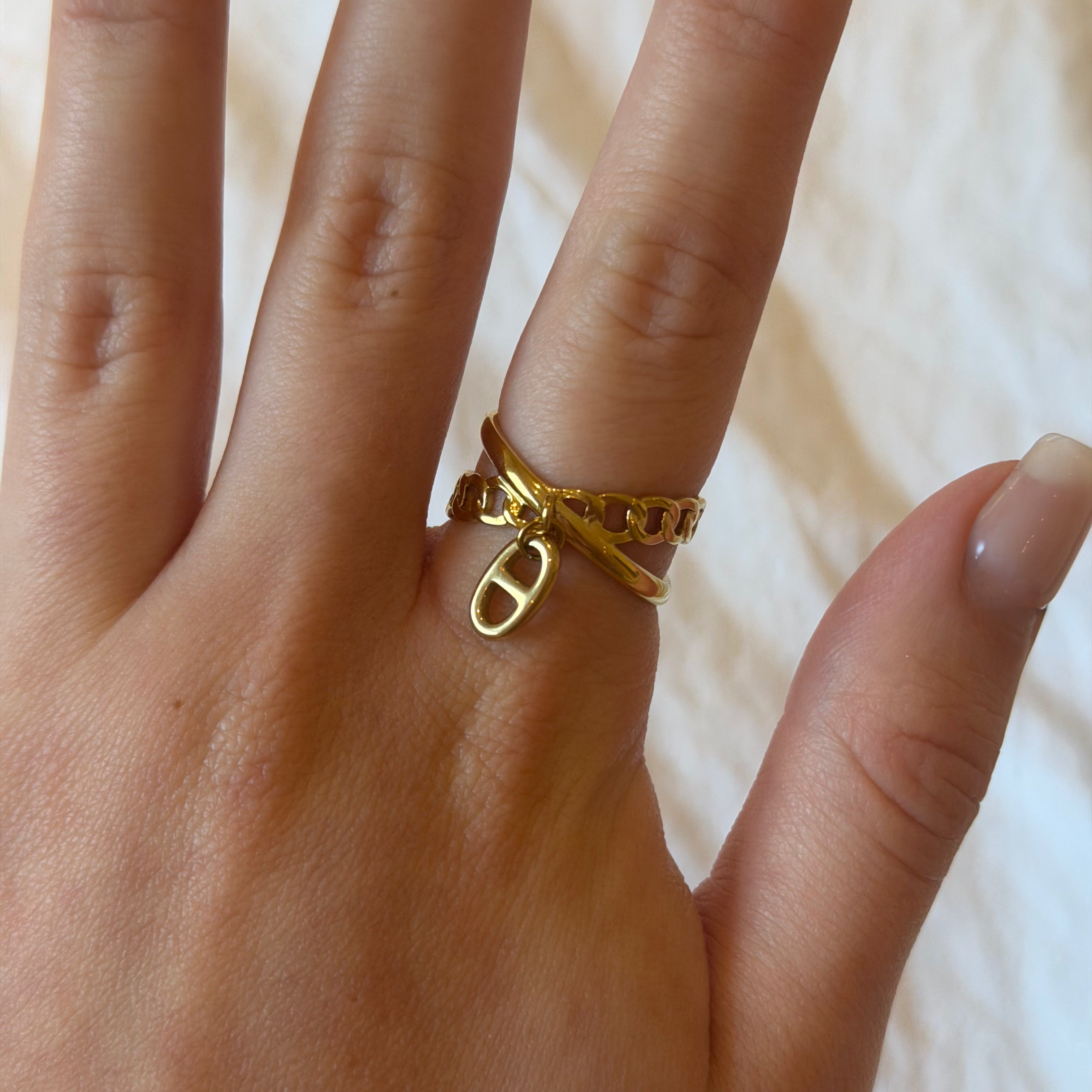 Dolce Link Charm Ring - EVRYJEWELS