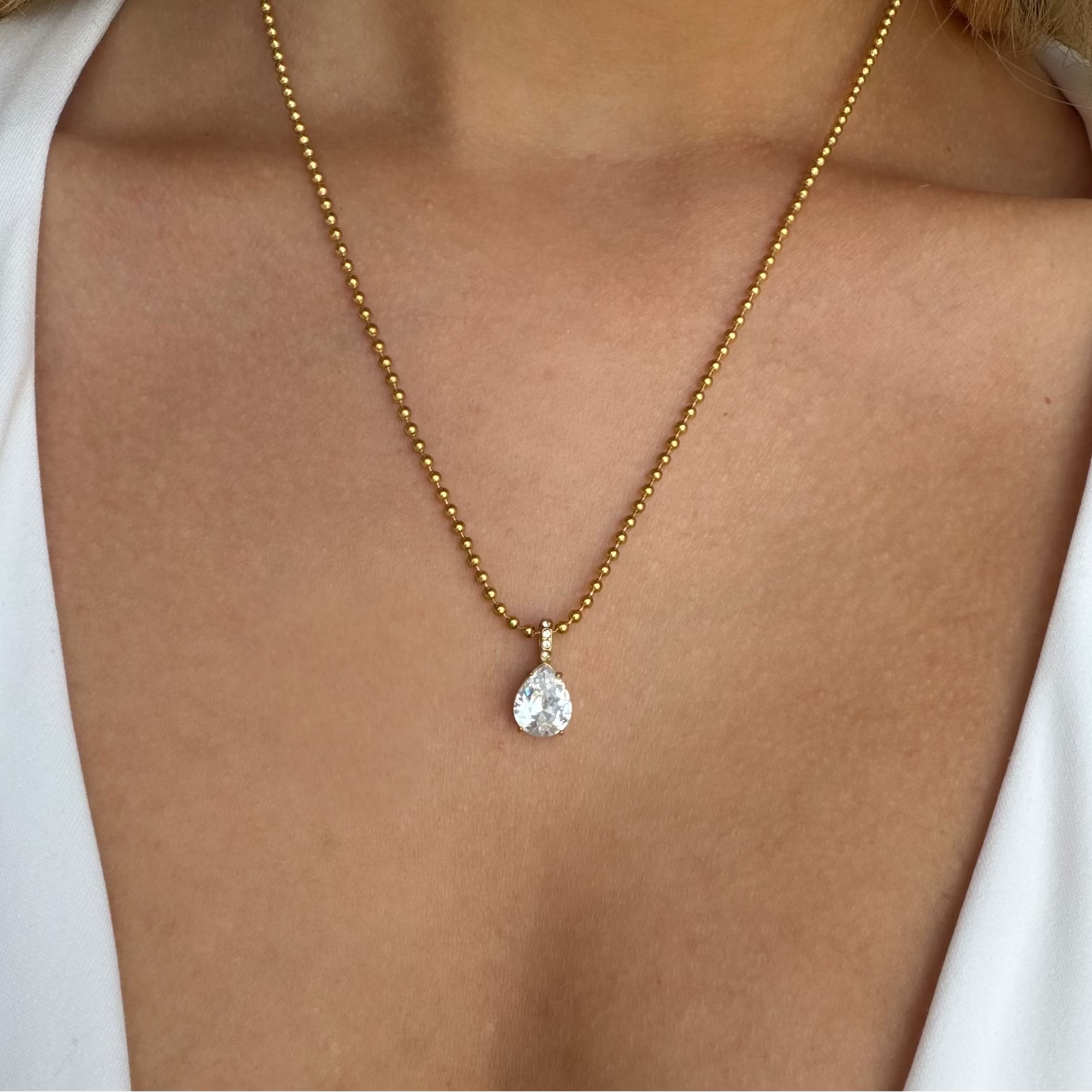Drama Drop Necklace - EVRYJEWELS