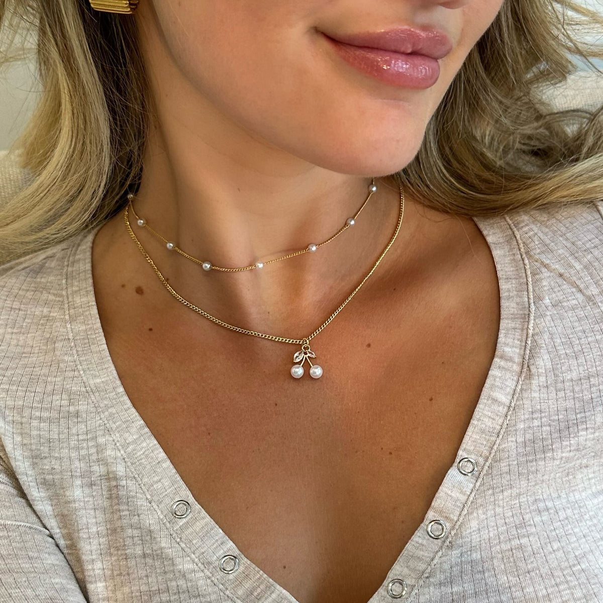 Cherry Kisses Necklace - EVRYJEWELS