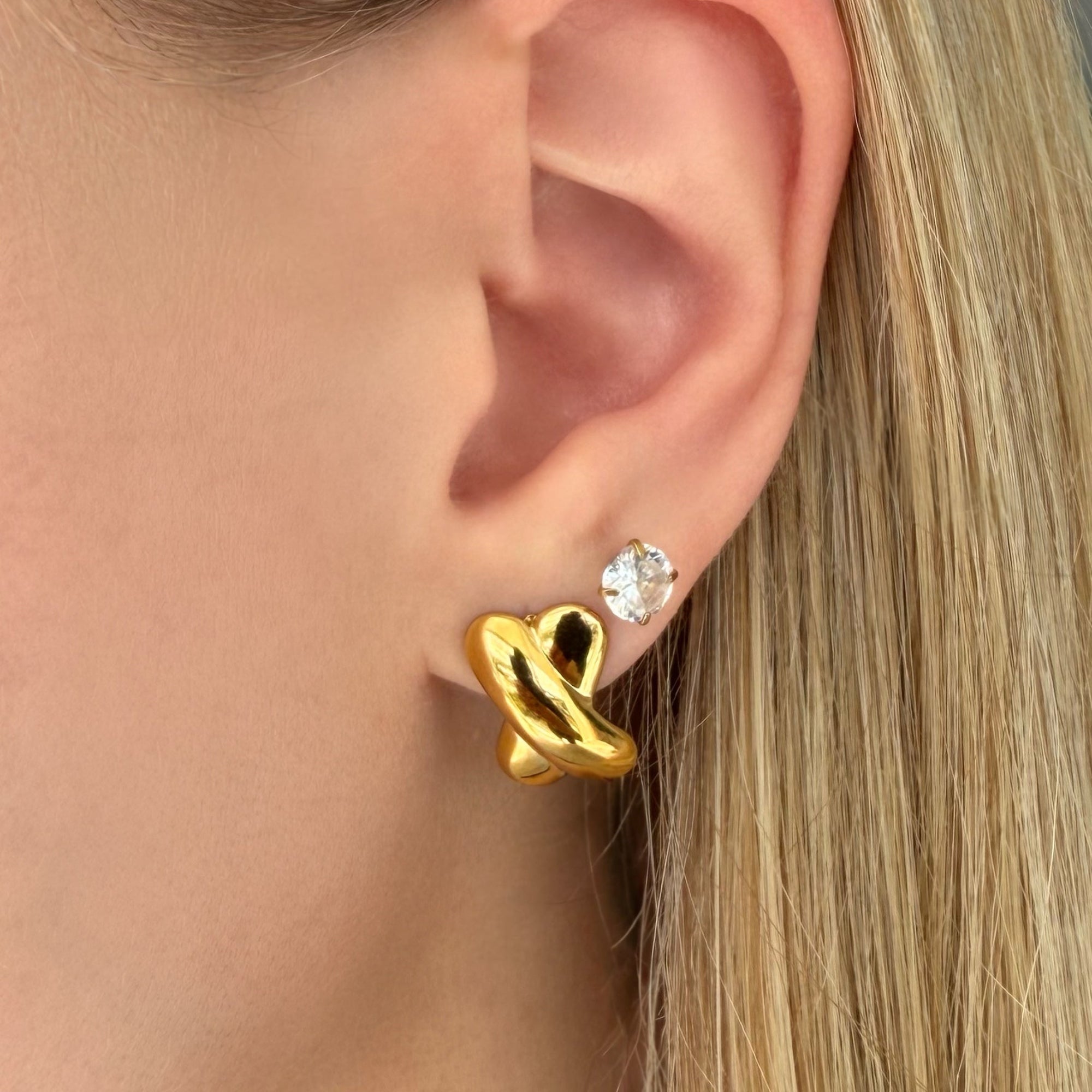 No Limits Earrings - EVRYJEWELS