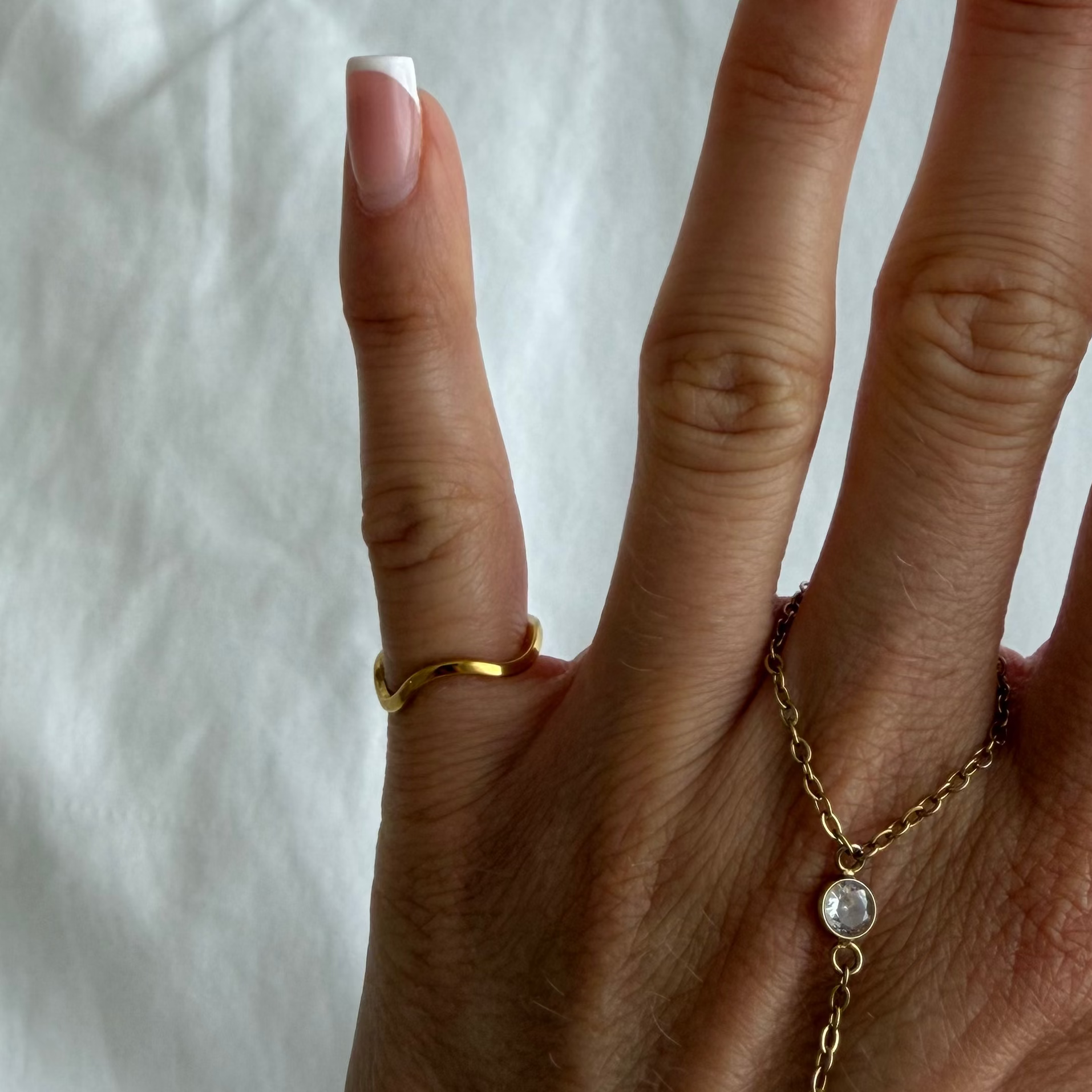 Daydream Wave Pinky Ring - EVRYJEWELS
