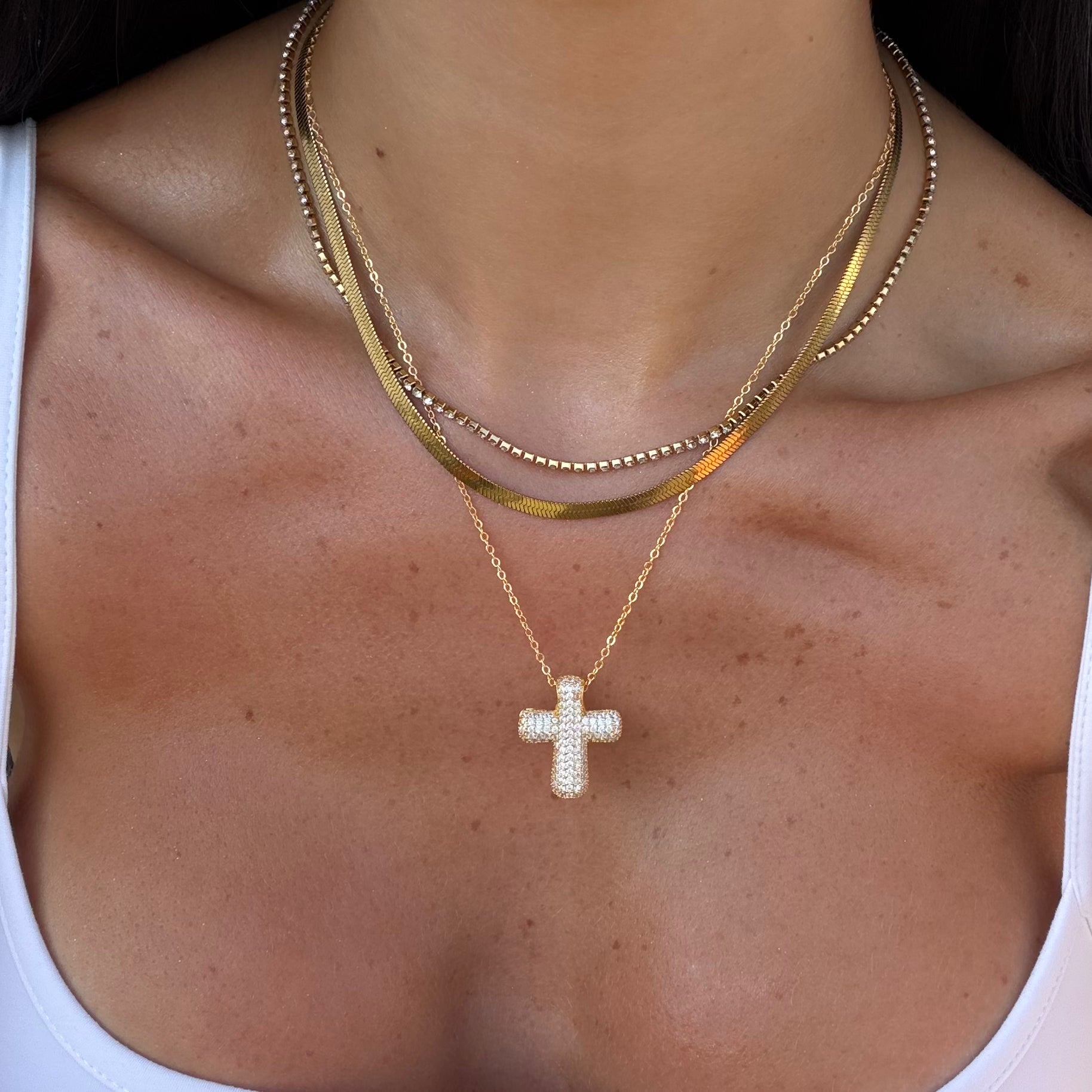 Forever Blessed Cross Necklace - EVRYJEWELS