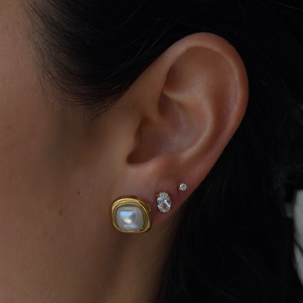 Daisy Dreams Pearl Earrings - EVRYJEWELS