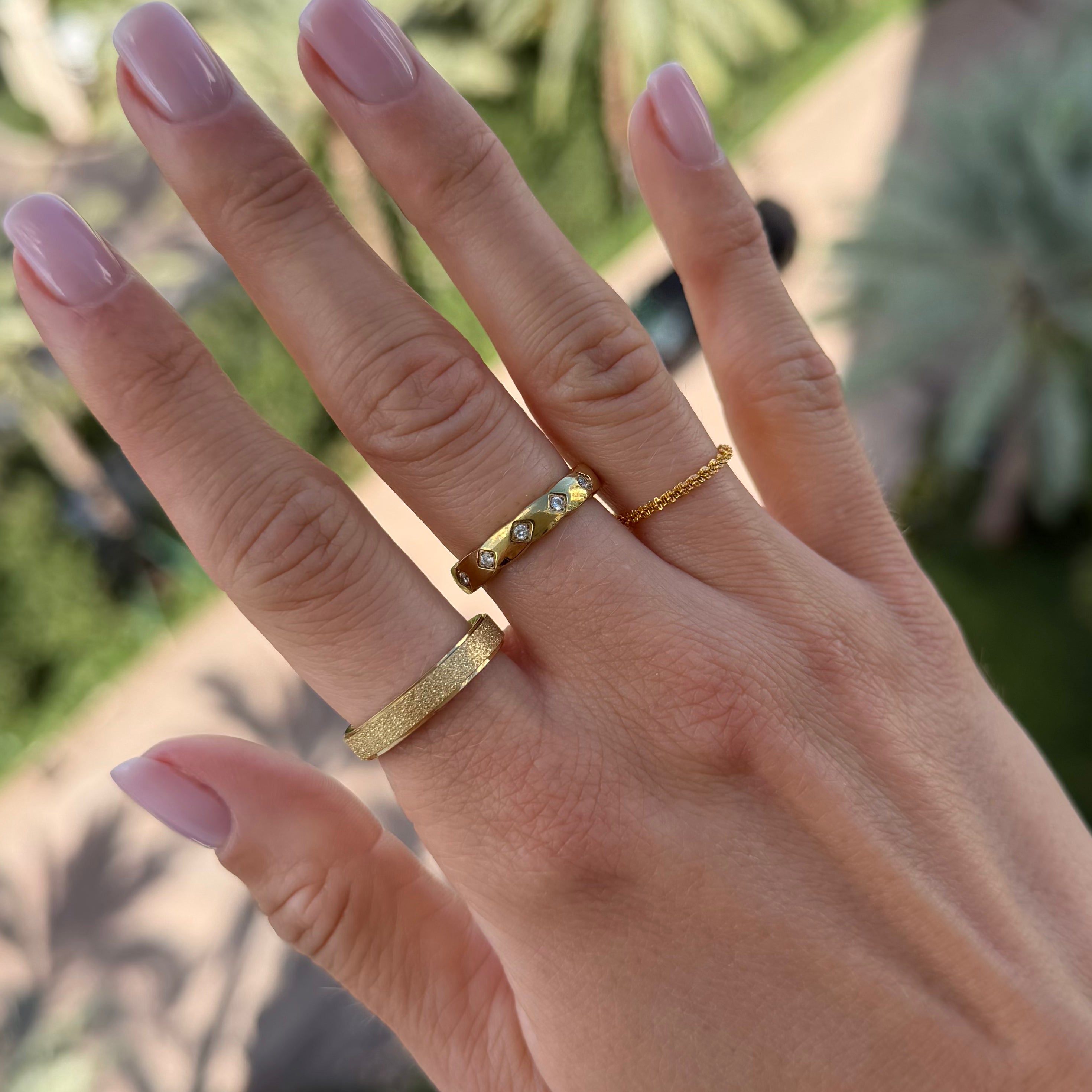 Glimmer & Shimmer Ring - EVRYJEWELS