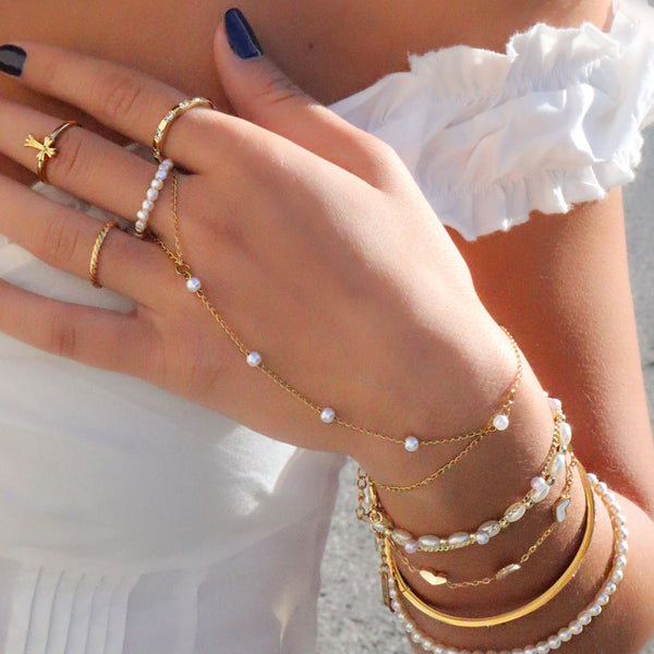 Lover Girl Hand Chain - EVRYJEWELS