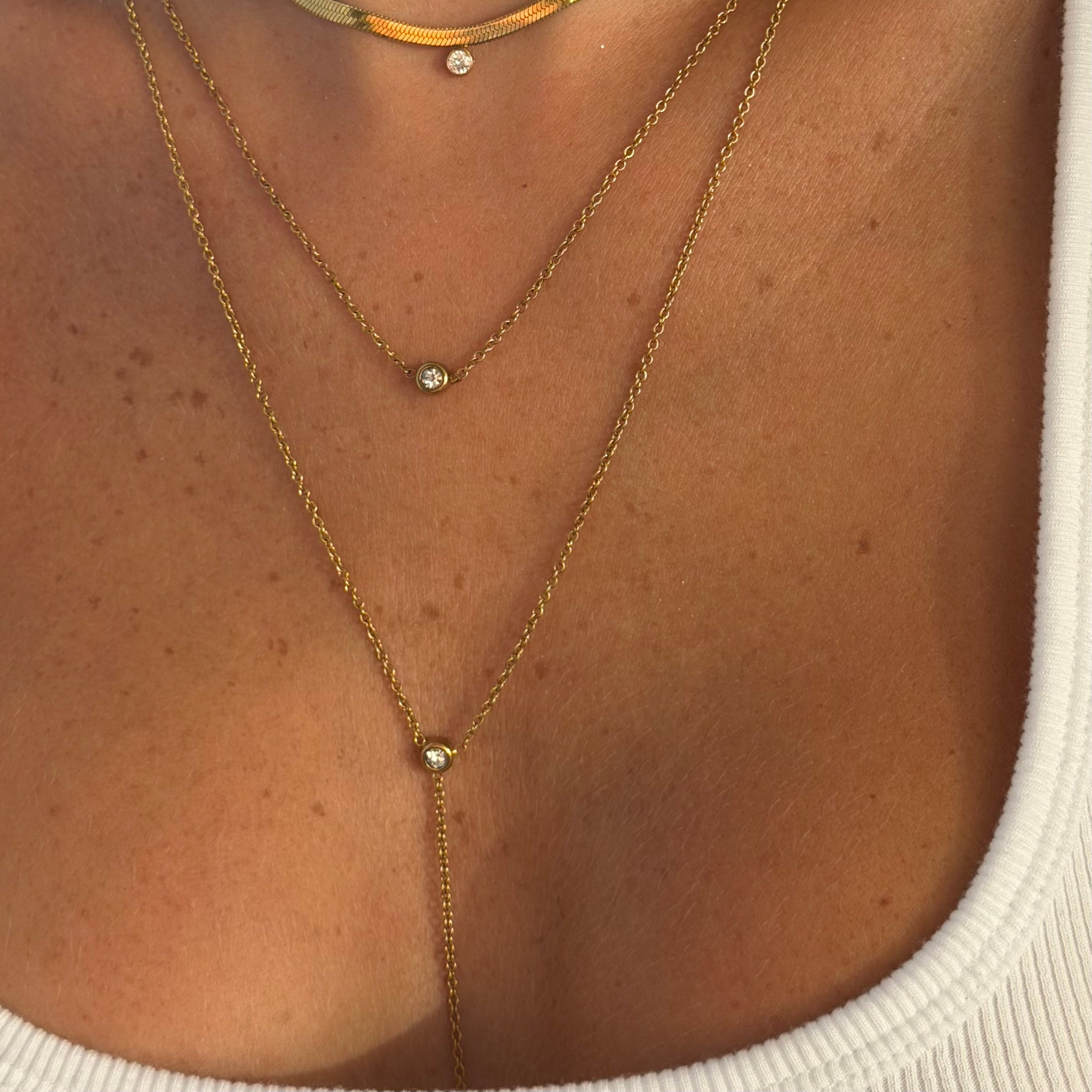 Dahlia Waterproof Necklace - EVRYJEWELS