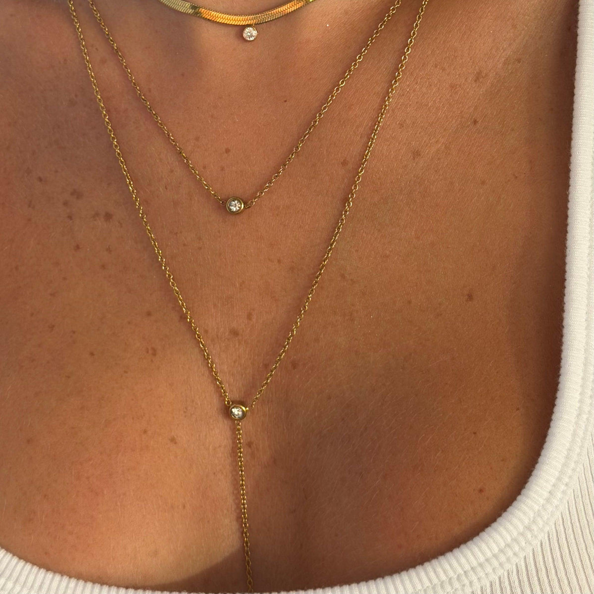 Dahlia Waterproof Necklace - EVRYJEWELS