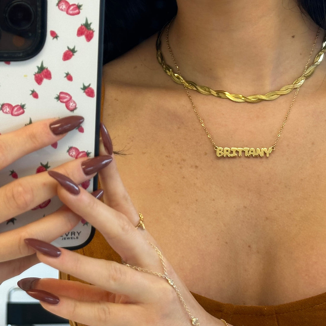 Custom/Personalized Bubble Nameplate Necklace