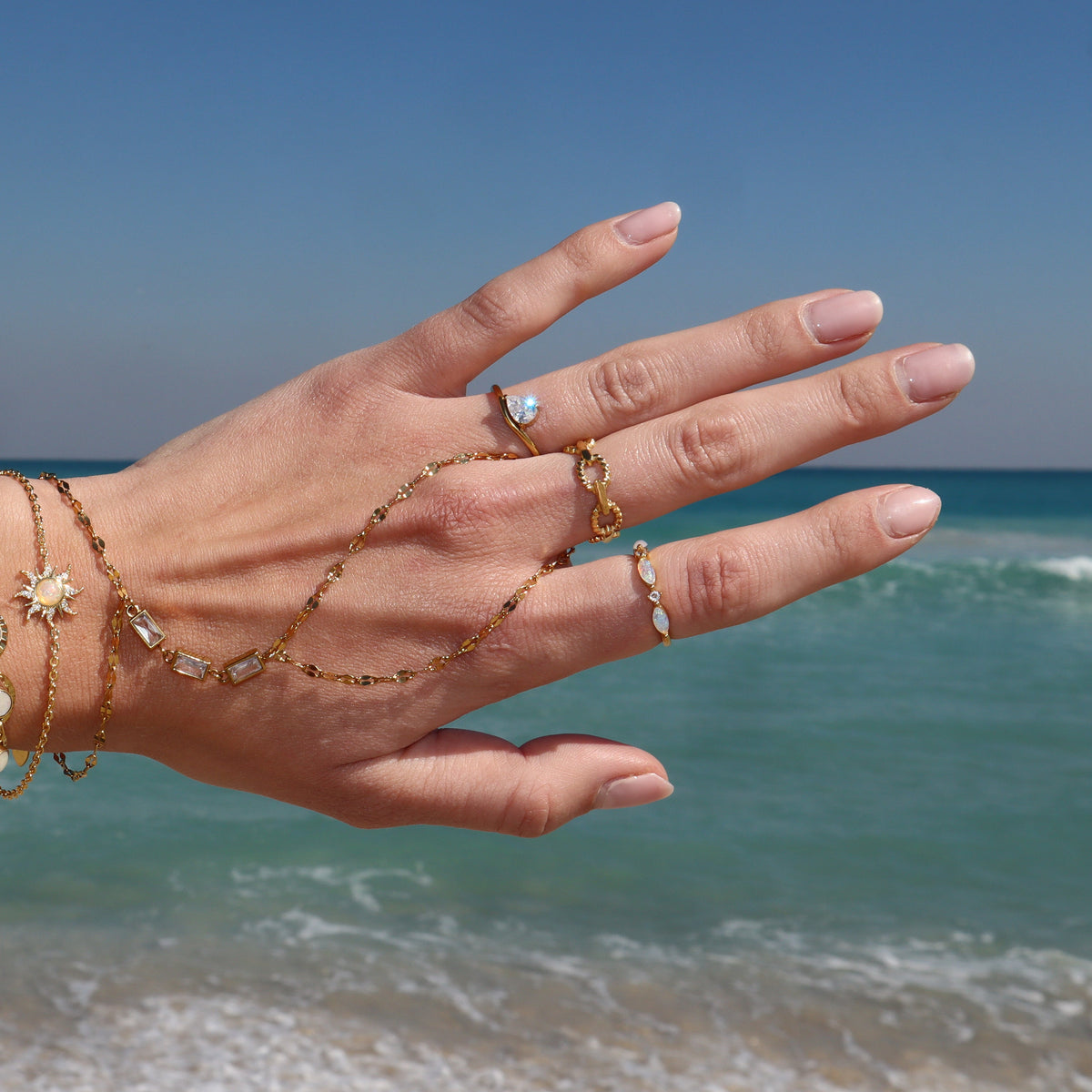 Sweet Swirl Ring - EVRYJEWELS