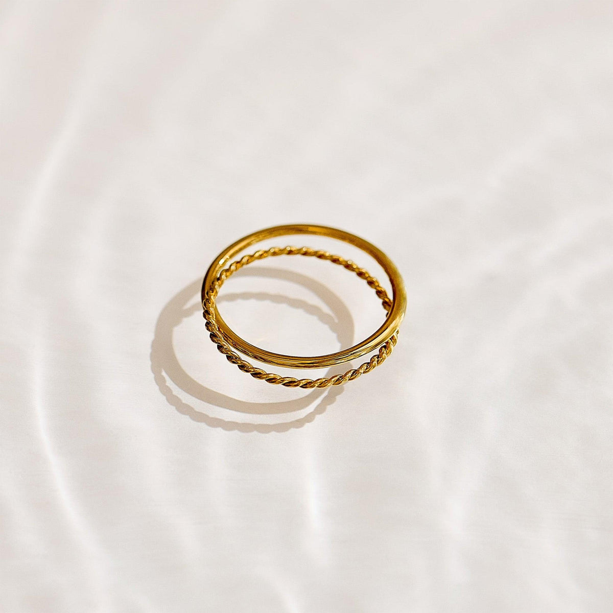 Linked Large Rings Linked Ring – EVRYJEWELS