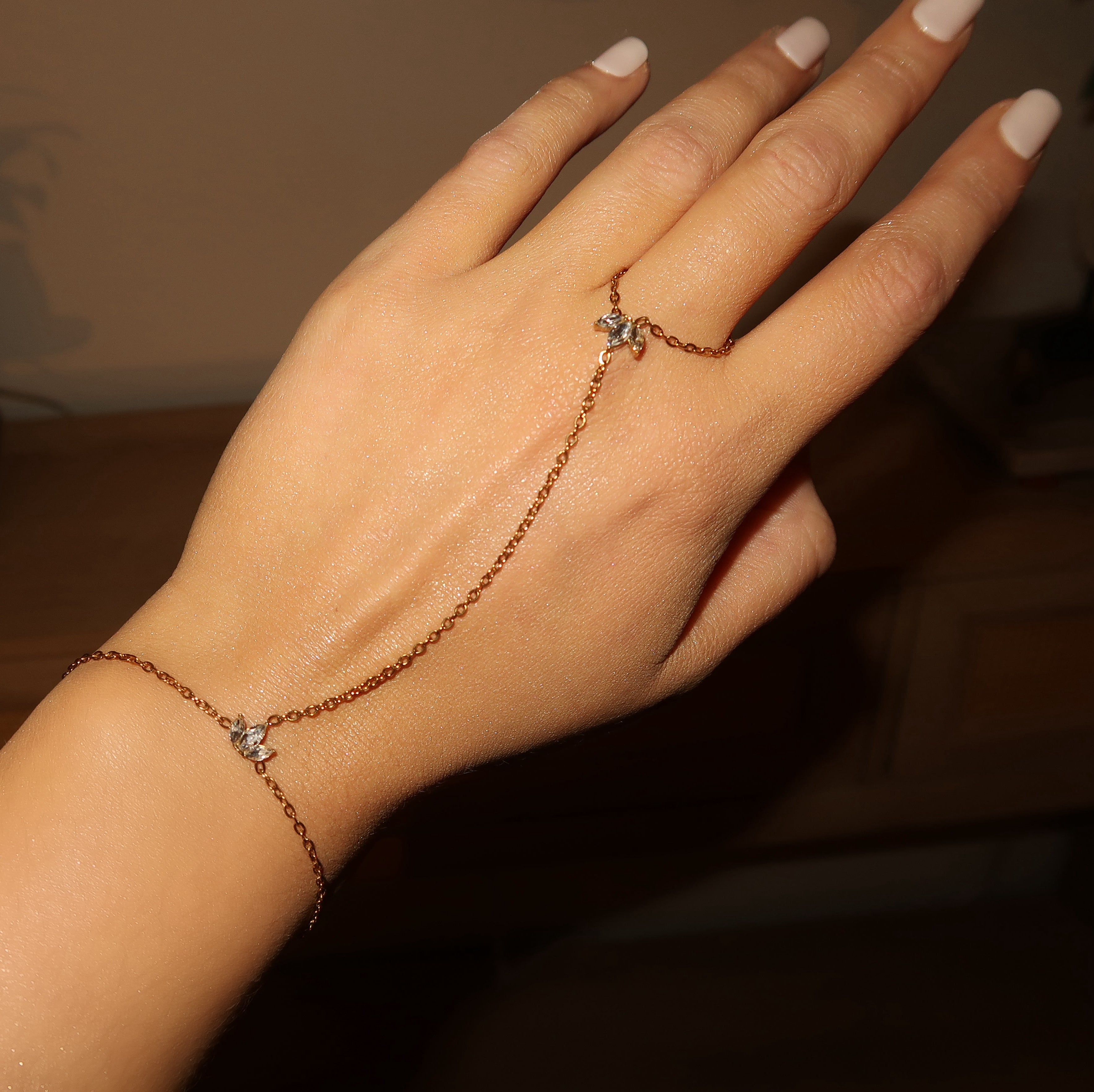 Lotus Hand Chain - EVRYJEWELS