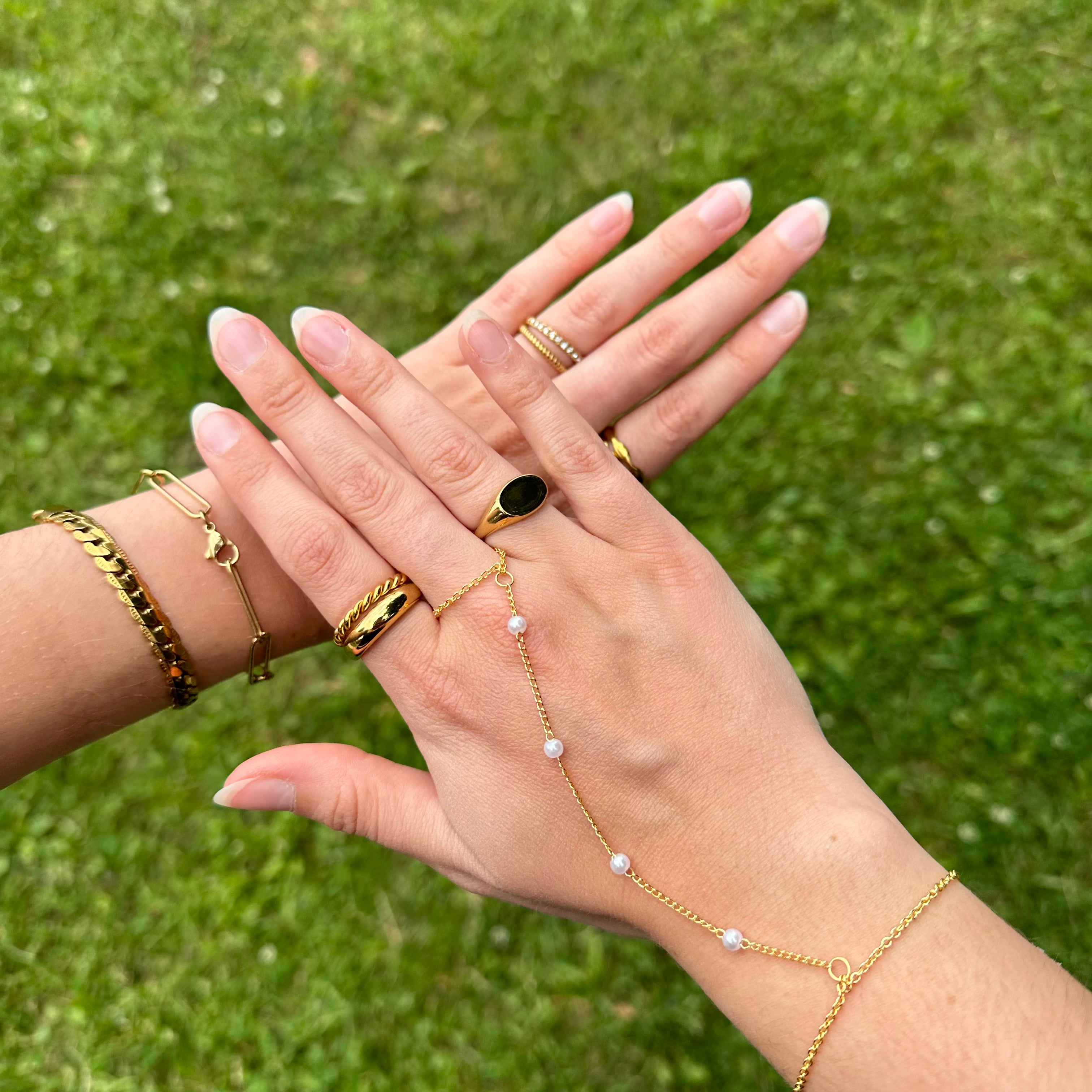 Hand Chain Sign Lover Girl Hand Chain– EVRYJEWELS