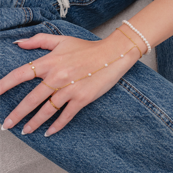 Lover Girl Hand Chain – EVRYJEWELS