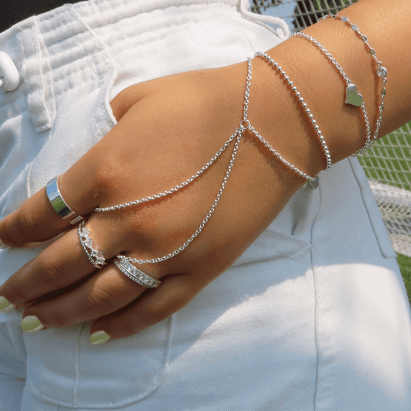 Hand Chain Conection Hand Chains — Modern, Chic & Layerable Jewelry – EVRYJEWELS