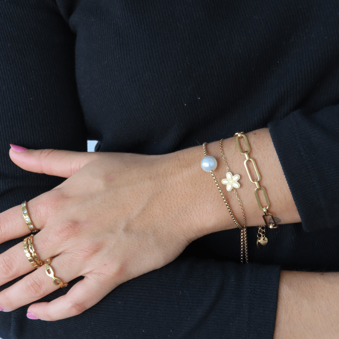 She's a Pearl Bracelet - EVRYJEWELS