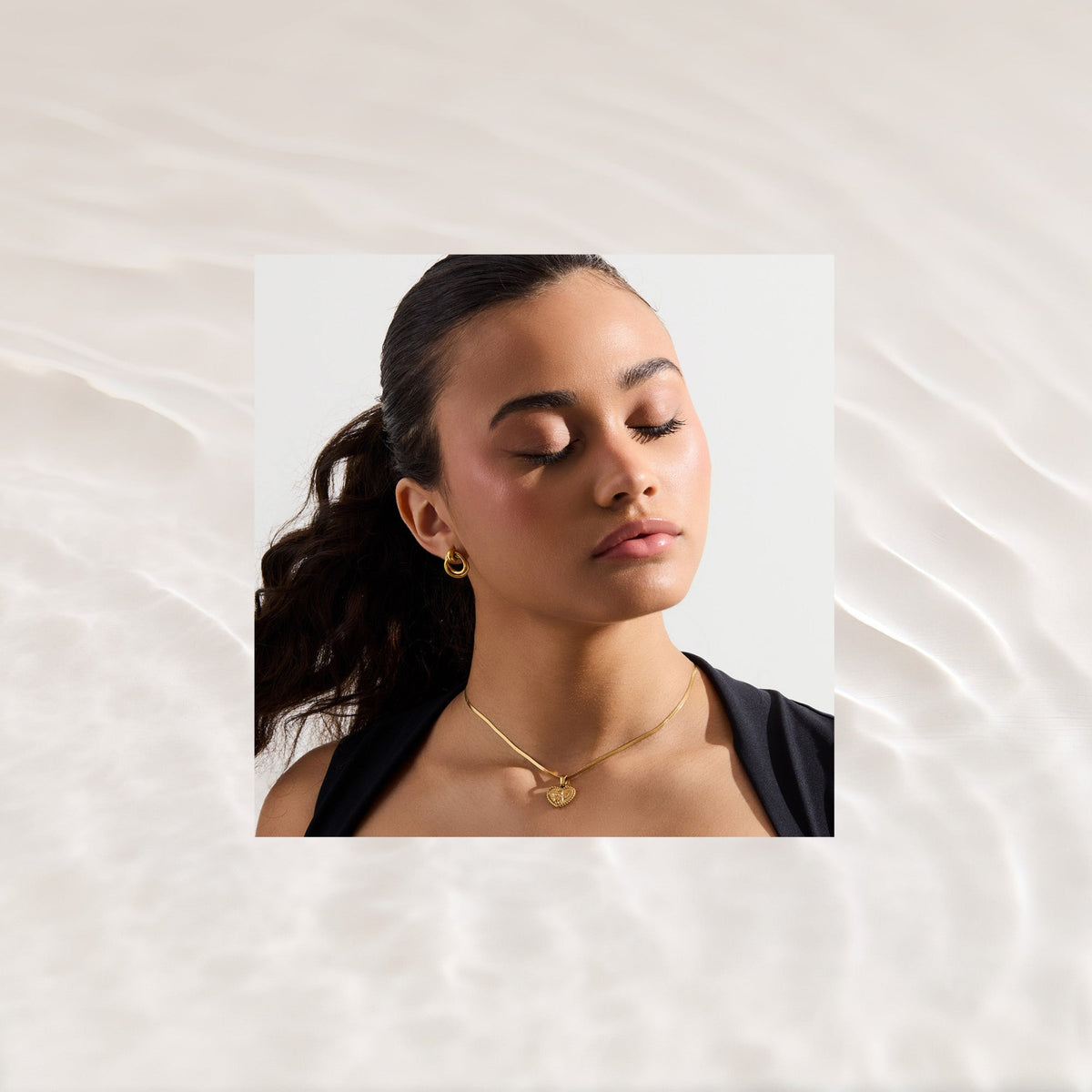 Touched by Angels Necklace - EVRYJEWELS