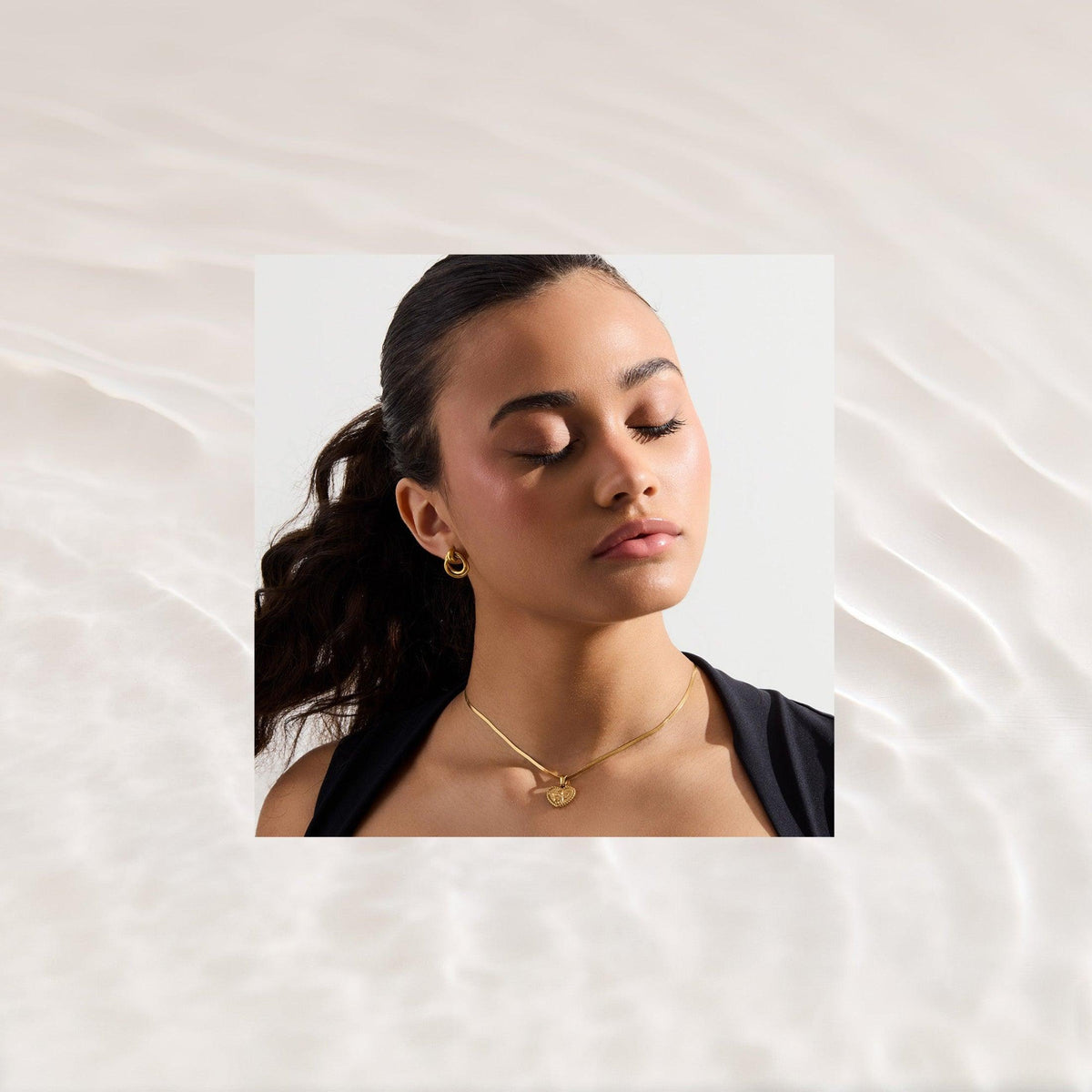 Touched by Angels Necklace - EVRYJEWELS