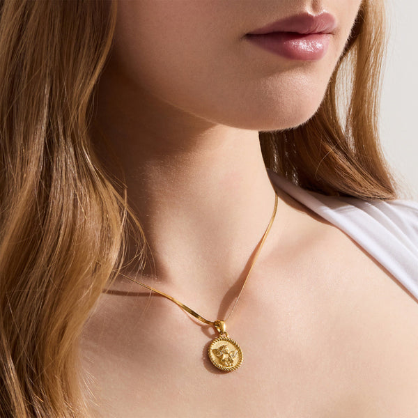 Angel’s Embrace Necklace - EVRYJEWELS