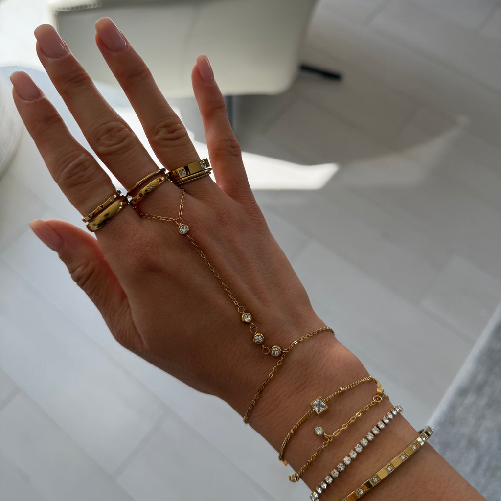 Grace Hand Chain - EVRYJEWELS