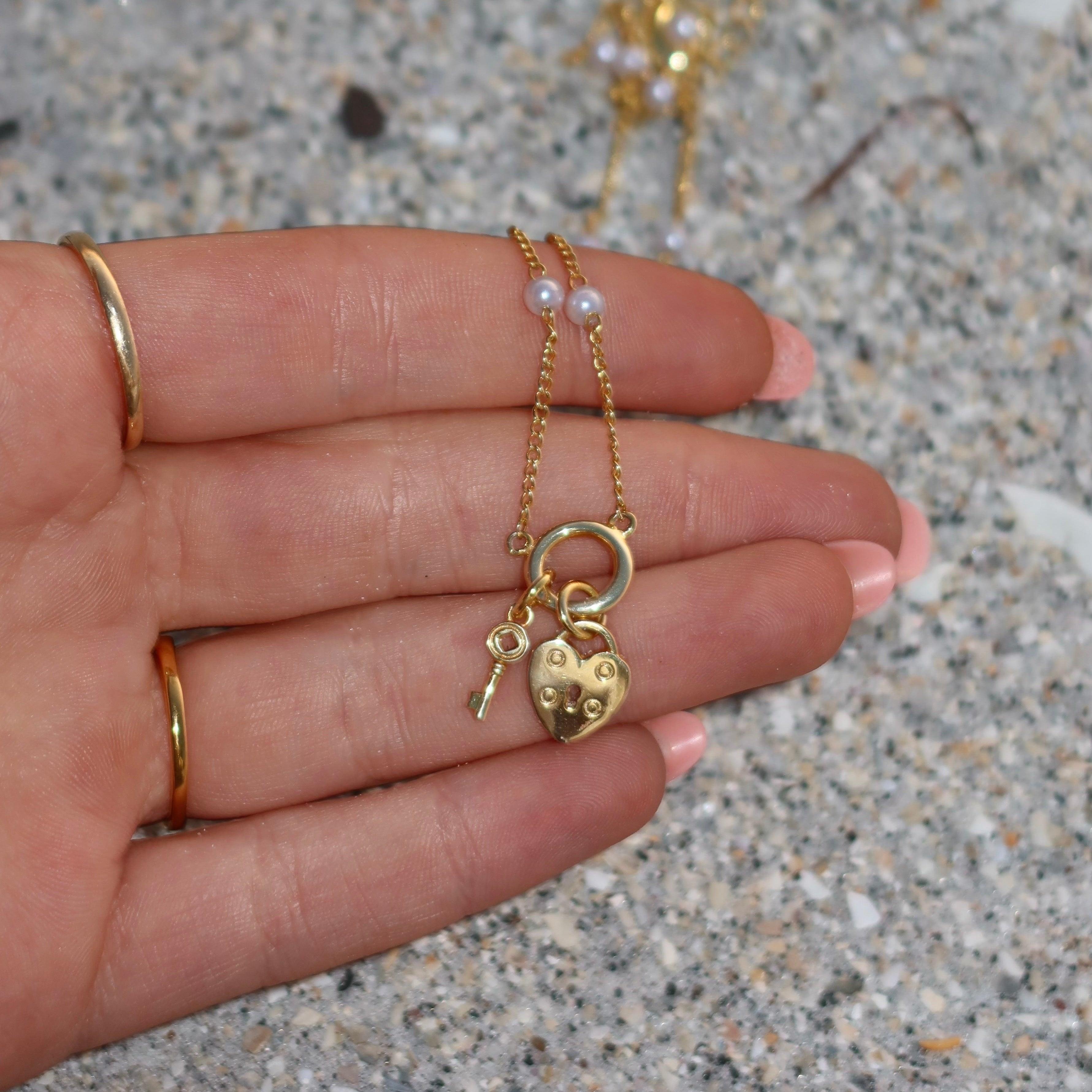 Love Locked Necklace - EVRYJEWELS