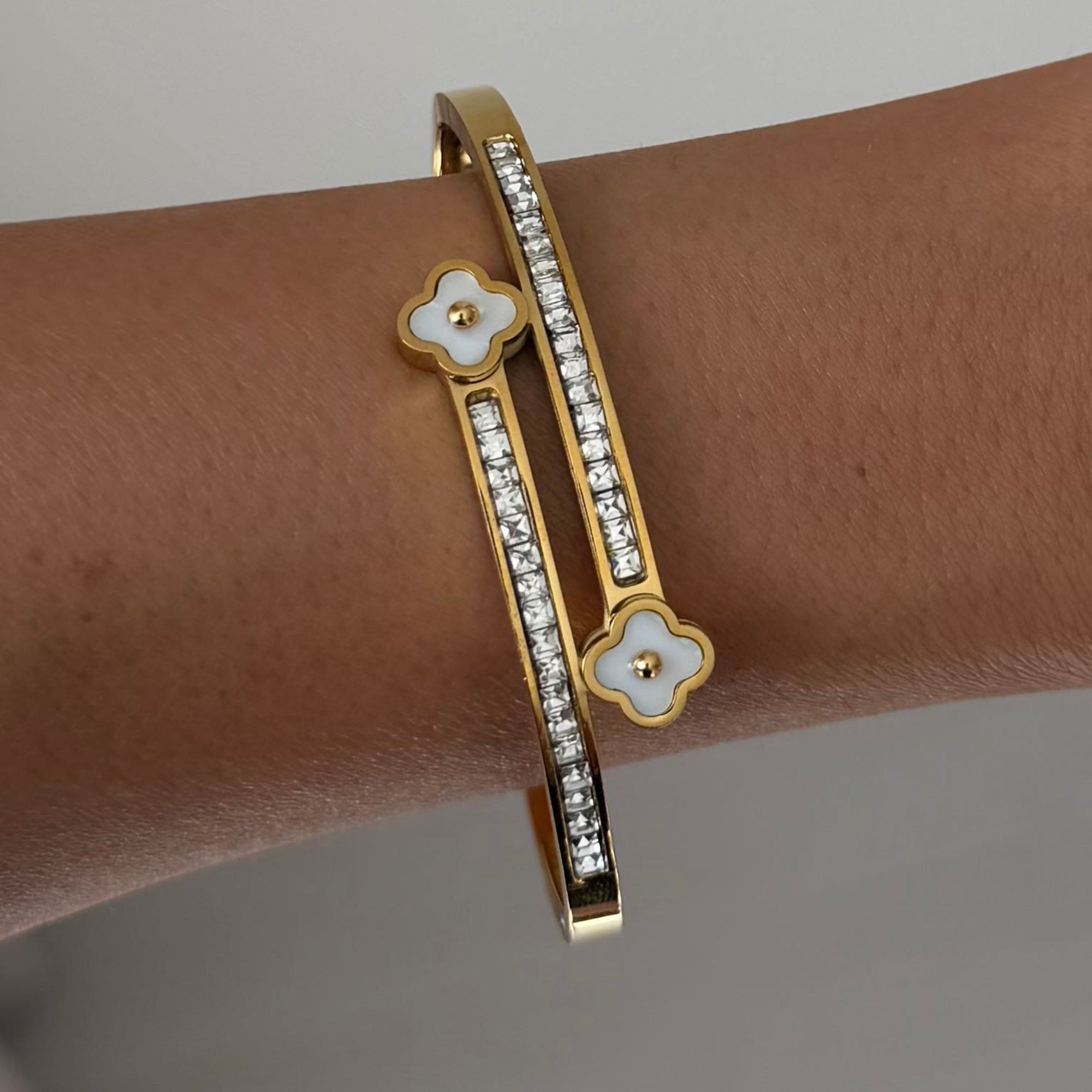Lucky Row Bangle - EVRYJEWELS