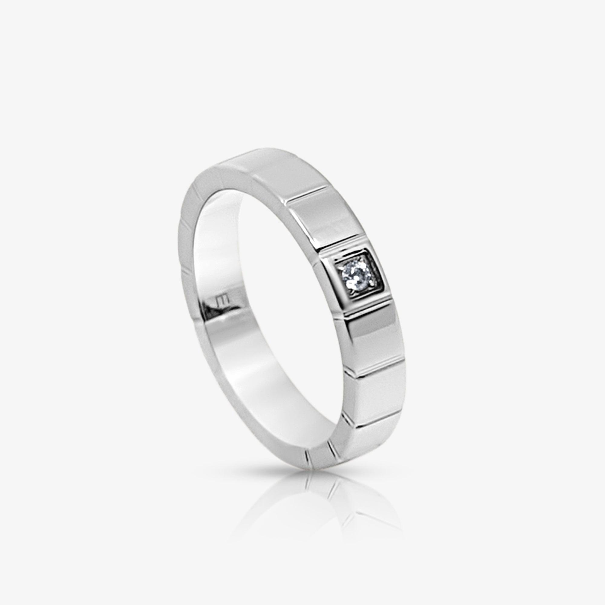 Moonbeam Ring - EVRYJEWELS