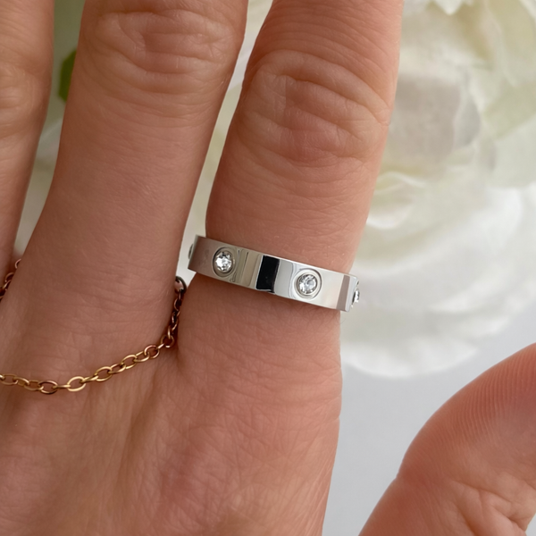 Rich Girl Ring - EVRYJEWELS