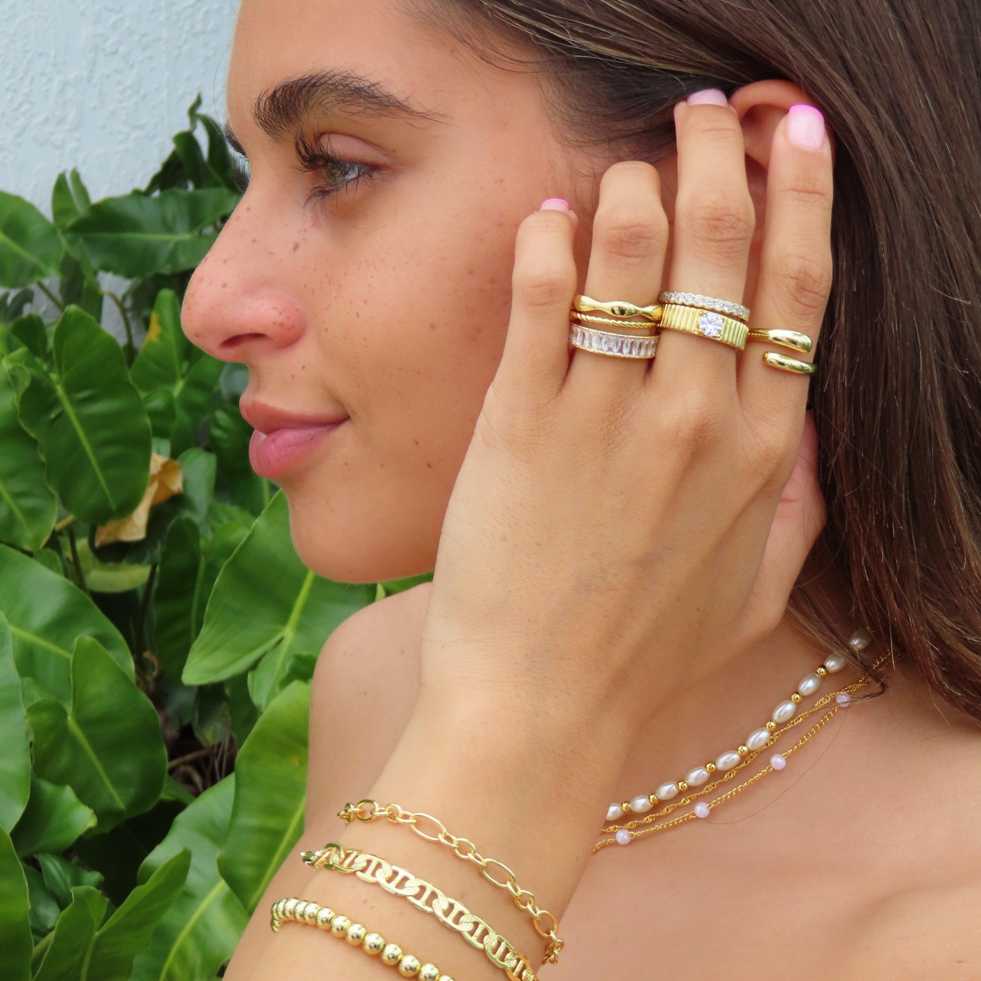Unchained Bracelet - EVRYJEWELS