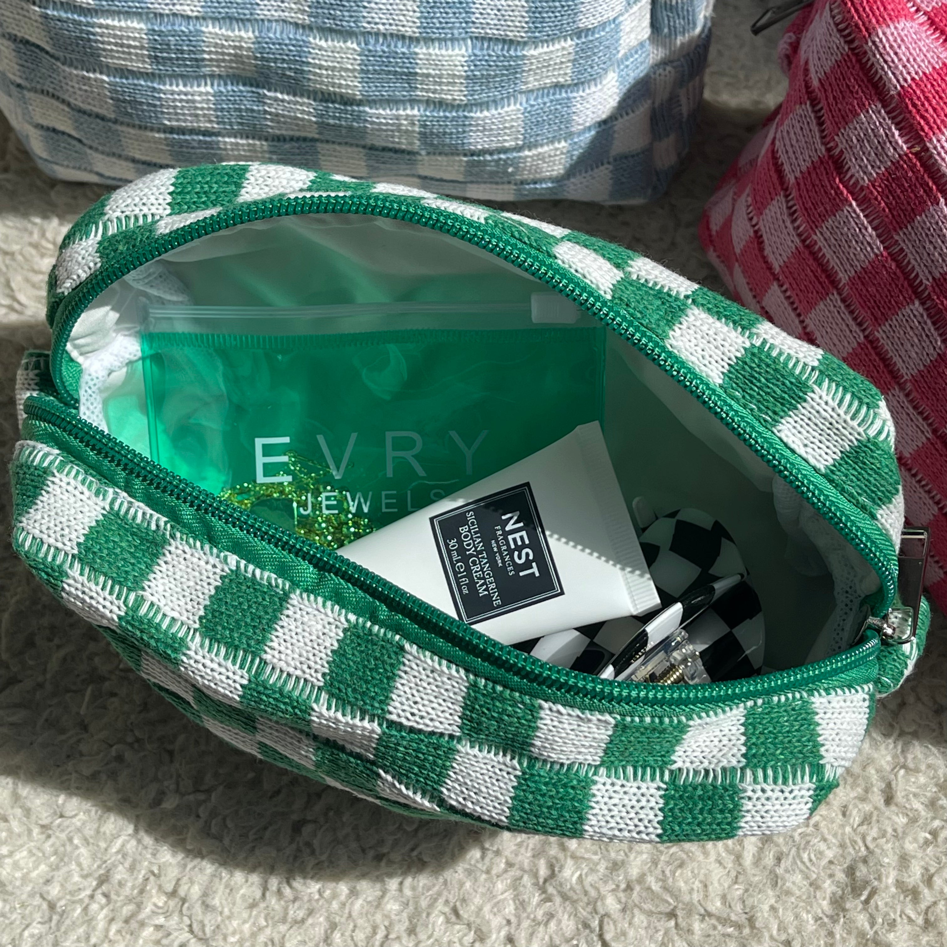 Checkered Cosmetic Bag – The Holiday co